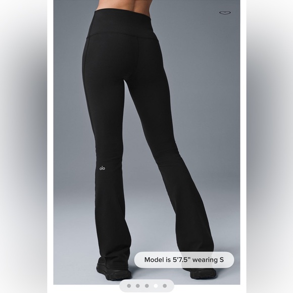 Alo Yoga Airbrush High-waist  Black Women's Bootcut Leggings - Picture 2 of 9